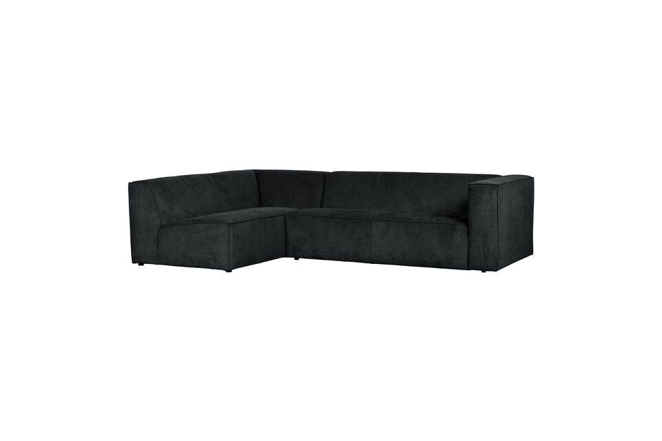 Il divano angolare Lazy offre una grande versatilità in termini di design degli interni