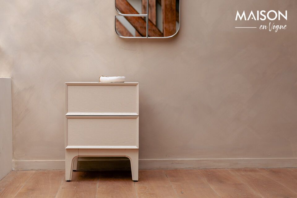 Il comodino June in rovere beige incarna una sobria eleganza e aggiunge un tocco di calore alla