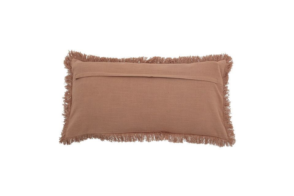 Il cuscino Efie di Bloomingville è un delizioso cuscino morbido realizzato al 100% in cotone