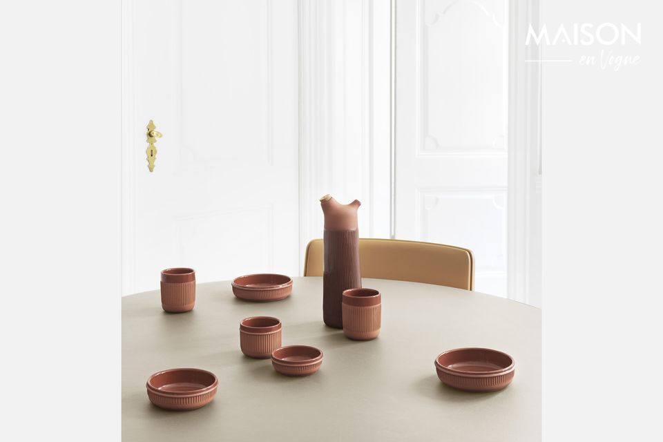 Decanter Junto, in ceramica di terracotta, pratico e originale