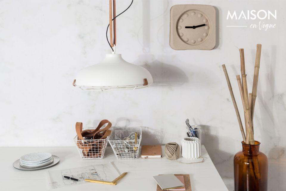 Questo elegante design scandinavo è perfetto per una cucina