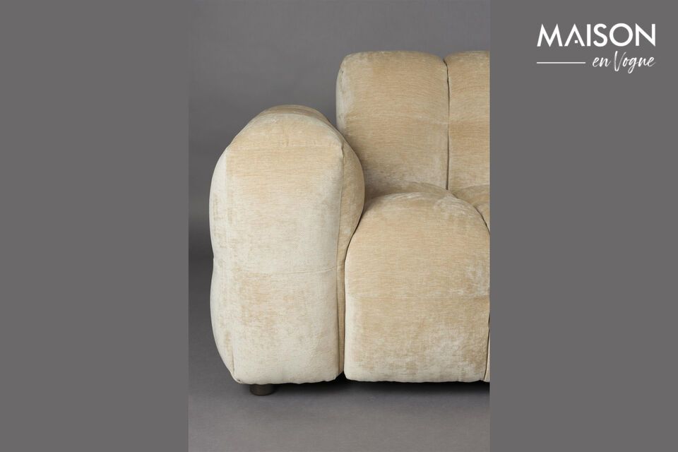 Il suo colore beige