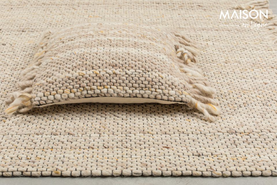 Il colore beige/giallo del tappeto Frills porterà calore e morbidezza nella vostra casa