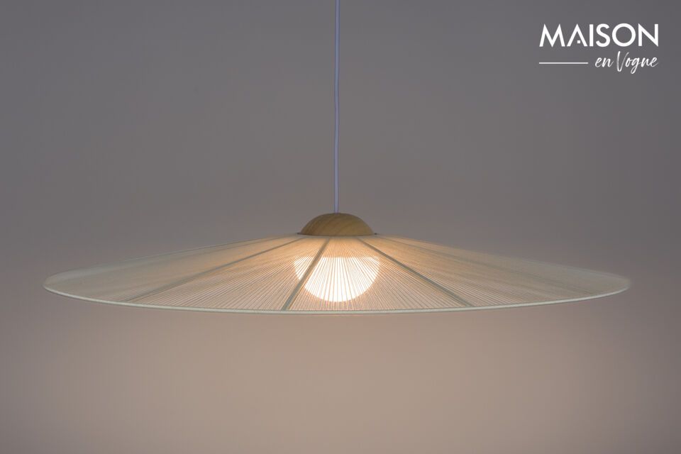 Eleganza senza tempo, luce morbida e calda.