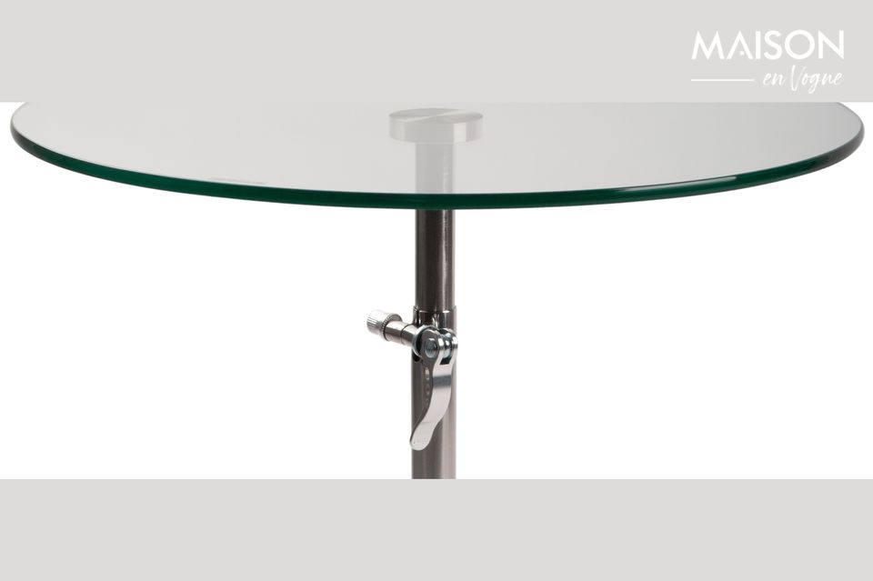 Un tavolo pratico dal design moderno e audace