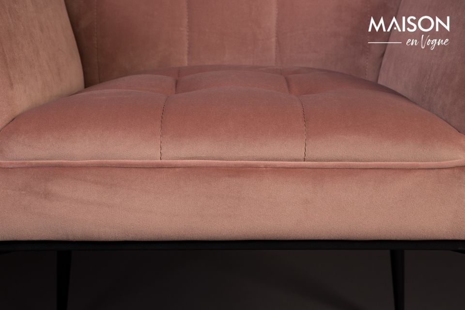 Installate questa poltrona piacevolmente imbottita nel soggiorno