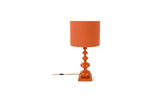 Lampada in ferro arancione When Orange is King Foto ritagliata
