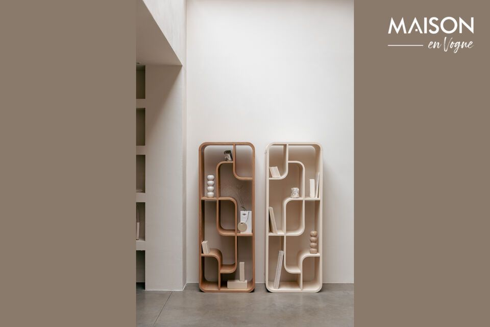 Con dimensioni di 60x35x160 cm