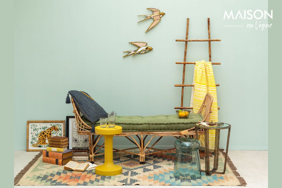 Comfort e stile naturale con la nostra panca in rattan.