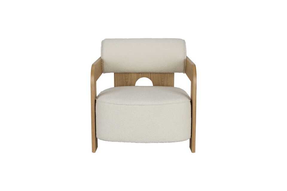 Eleganza avvolgente, un dolce invito alla condivisione.