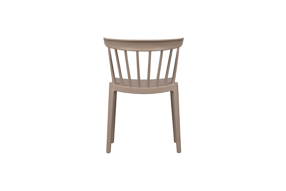 La sedia Bliss è robusta e può sostenere una capacità di carico fino a 150 kg