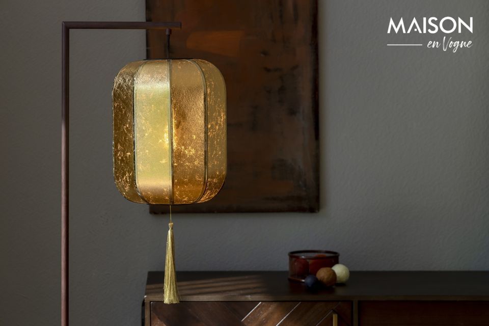 È nella tradizione delle feste delle lanterne cinesi che abbiamo scelto il design della lampada da