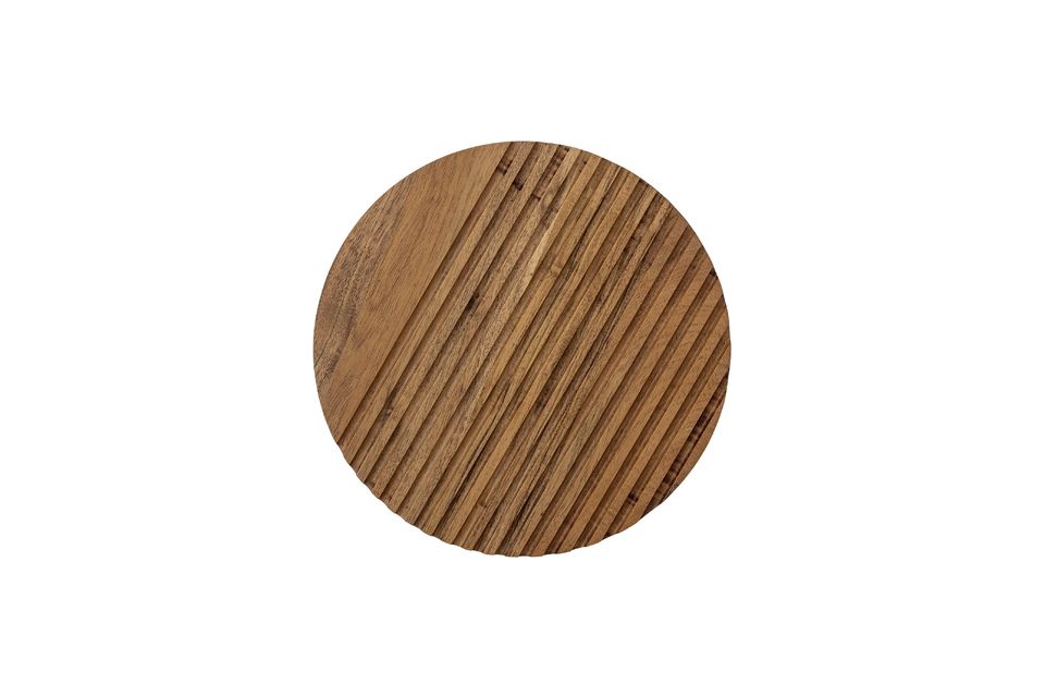 Il tagliere Dotta di Bloomingville è un bellissimo design organico e rotondo realizzato in legno di