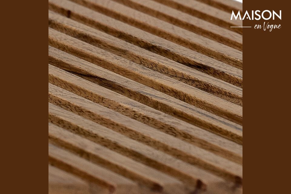 Grazie alla naturale variazione delle venature del legno, ogni tagliere è unico