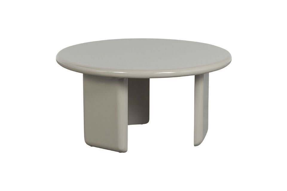 Questo tavolino è disponibile anche in un formato più piccolo e organico