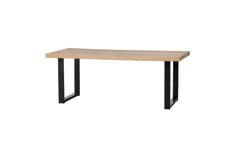 Questo tavolo da pranzo Tablo in legno di mango è un perfetto connubio tra robustezza e stile